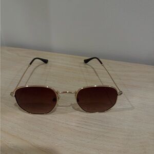 Stylish Gold and Brown Sunglasses